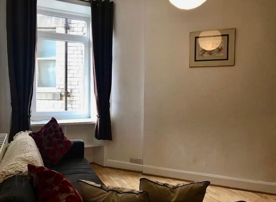 2 Millar Place, Morningside, Edinburgh, EH10 5HJ