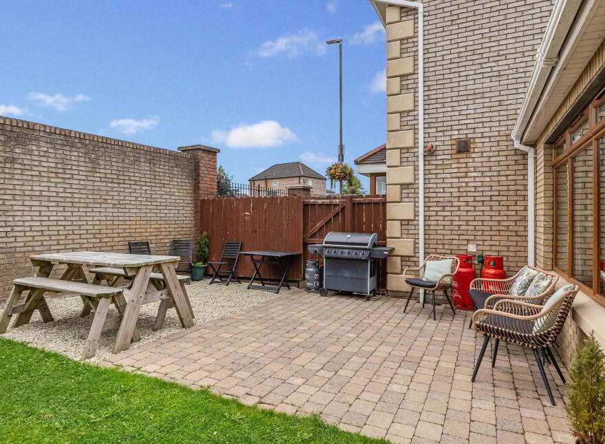 1 Chestnut Hall Avenue, Maghaberry, Craigavon, BT67 0GG