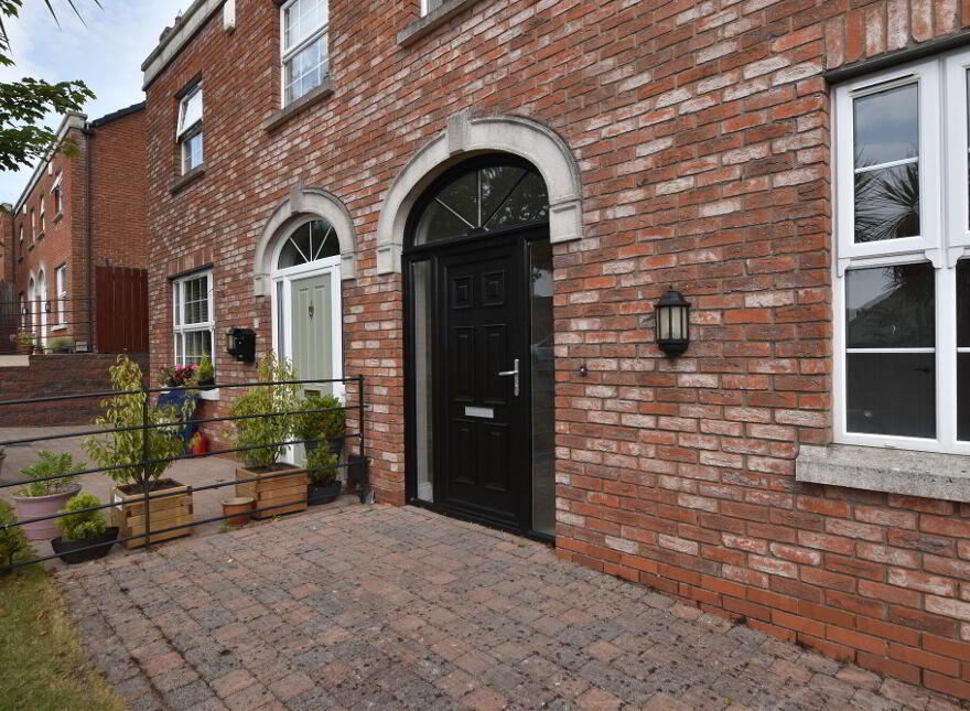 25 Glebe Gardens, Moira, BT67 0TU