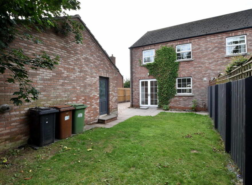 25 Glebe Gardens, Moira, BT67 0TU