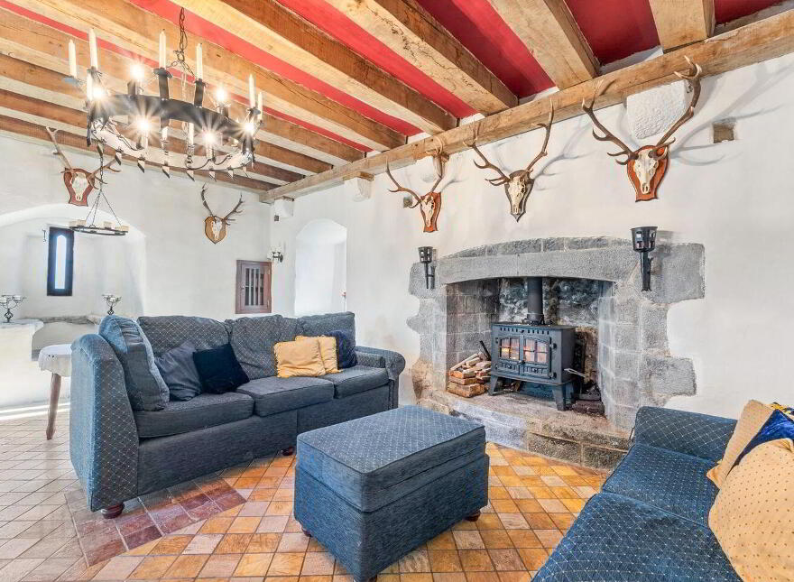 Ballytarsna Castle, Ballytarsna, Horse And Jockey, E25TX39
