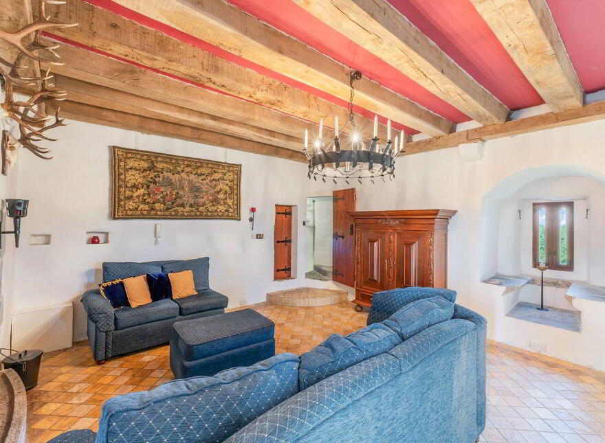 Ballytarsna Castle, Ballytarsna, Horse And Jockey, E25TX39