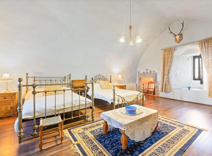 Ballytarsna Castle, Ballytarsna, Horse And Jockey, E25TX39