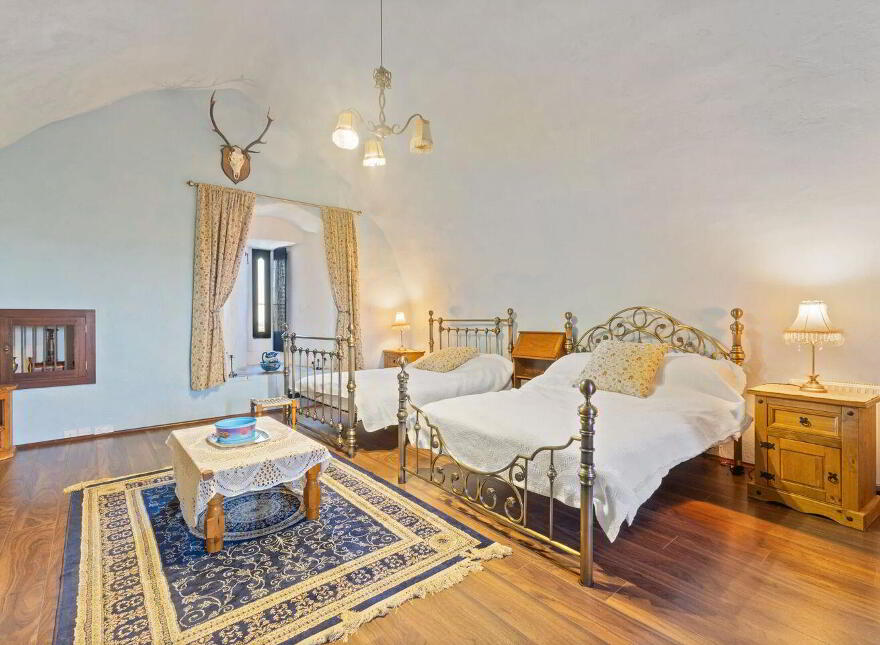 Ballytarsna Castle, Ballytarsna, Horse And Jockey, E25TX39