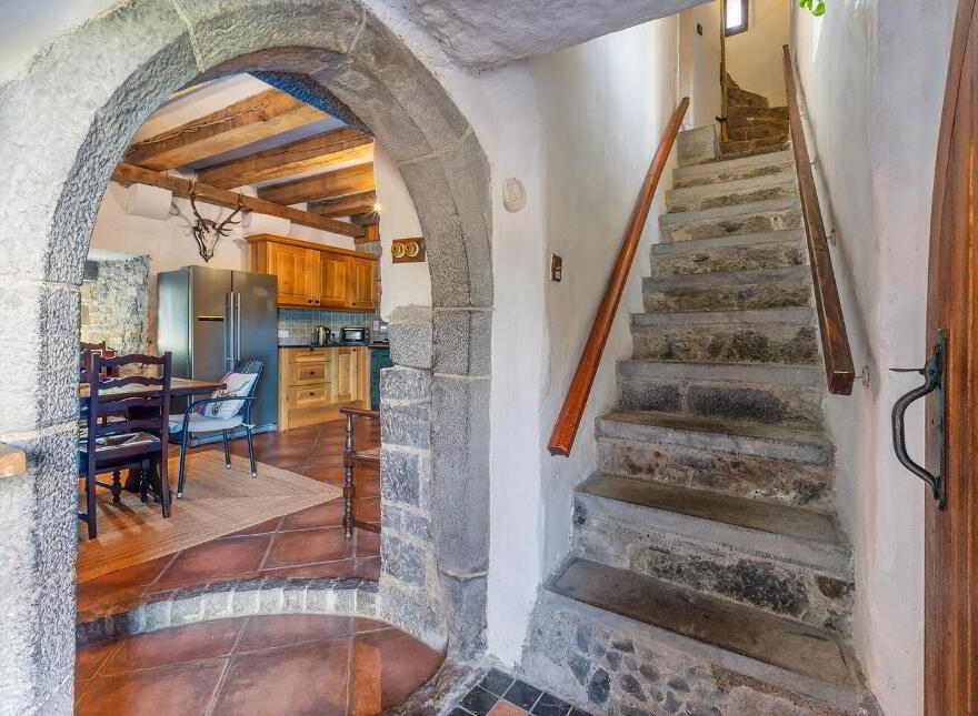 Ballytarsna Castle, Ballytarsna, Horse And Jockey, E25TX39
