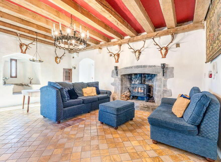 Ballytarsna Castle, Ballytarsna, Horse And Jockey, E25TX39