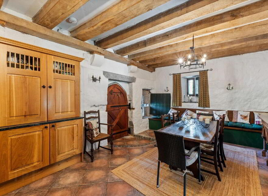Ballytarsna Castle, Ballytarsna, Horse And Jockey, E25TX39