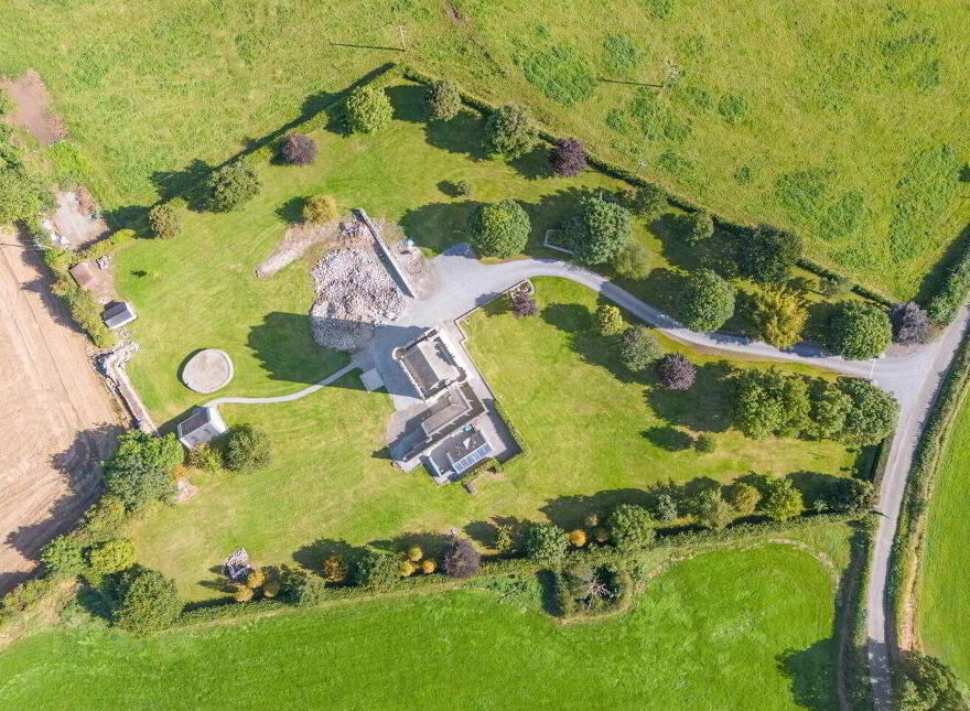 Ballytarsna Castle, Ballytarsna, Horse And Jockey, E25TX39