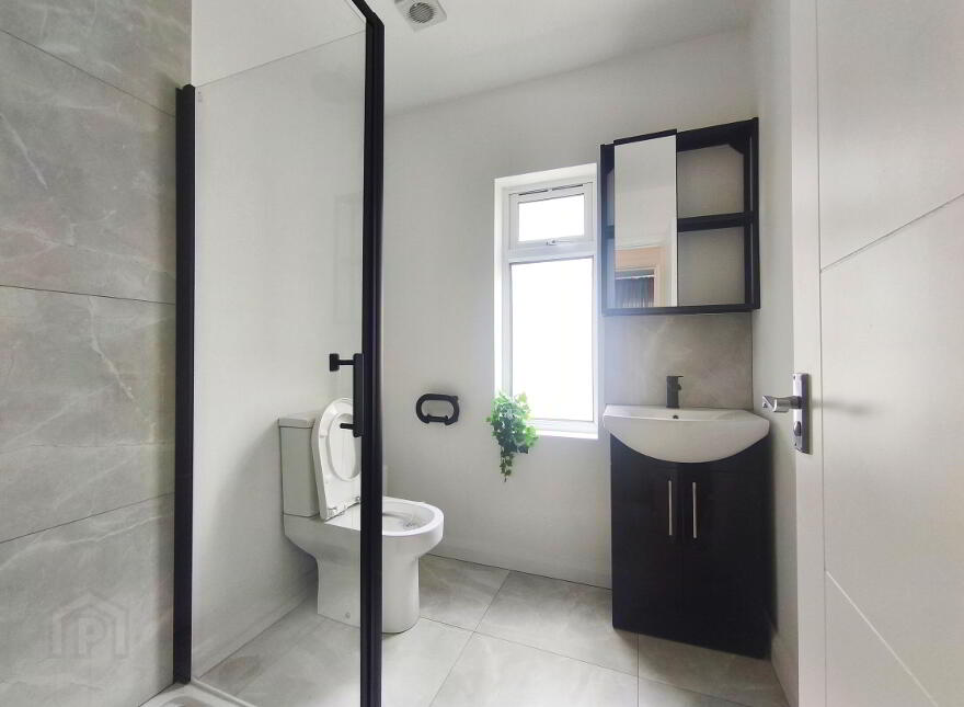 3 Glenbank Drive, Belfast, BT14 8BJ