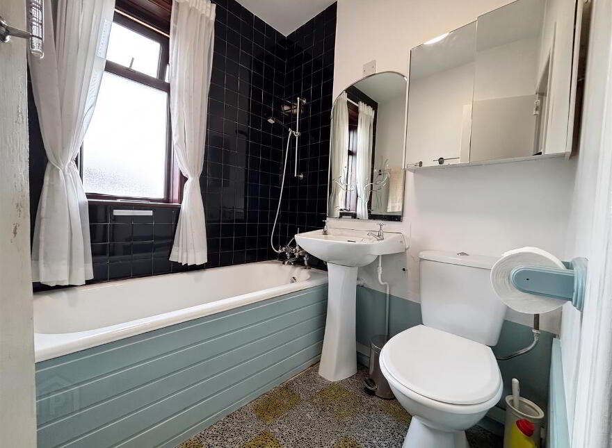 6 Workman Avenue, Belfast, BT13 3FB