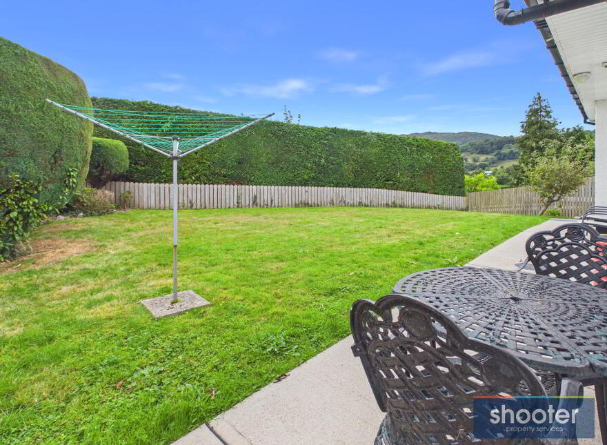12a Warren Hill, Old Warrenpoint Road, Newry, BT34 2PH