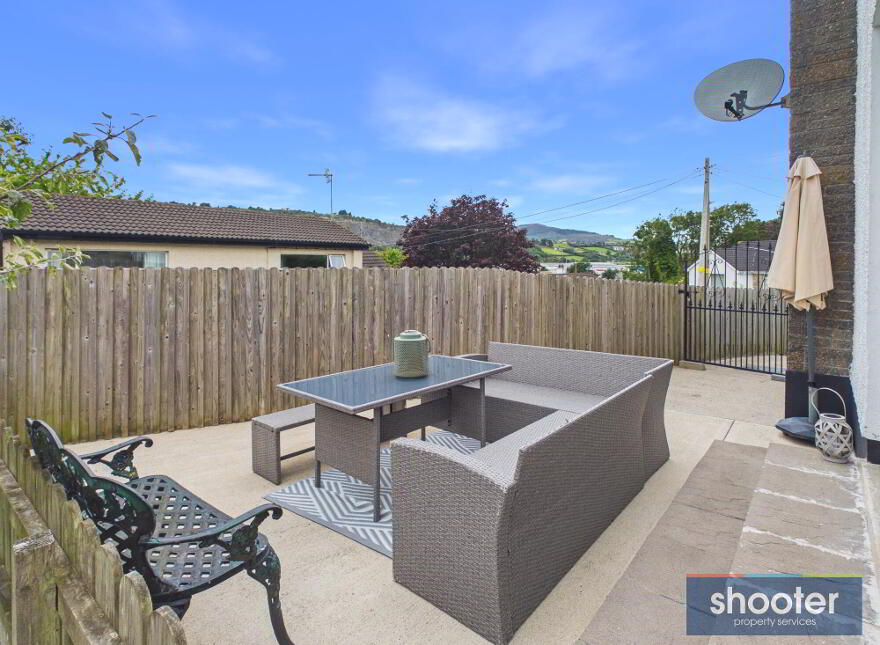 12a Warren Hill, Old Warrenpoint Road, Newry, BT34 2PH