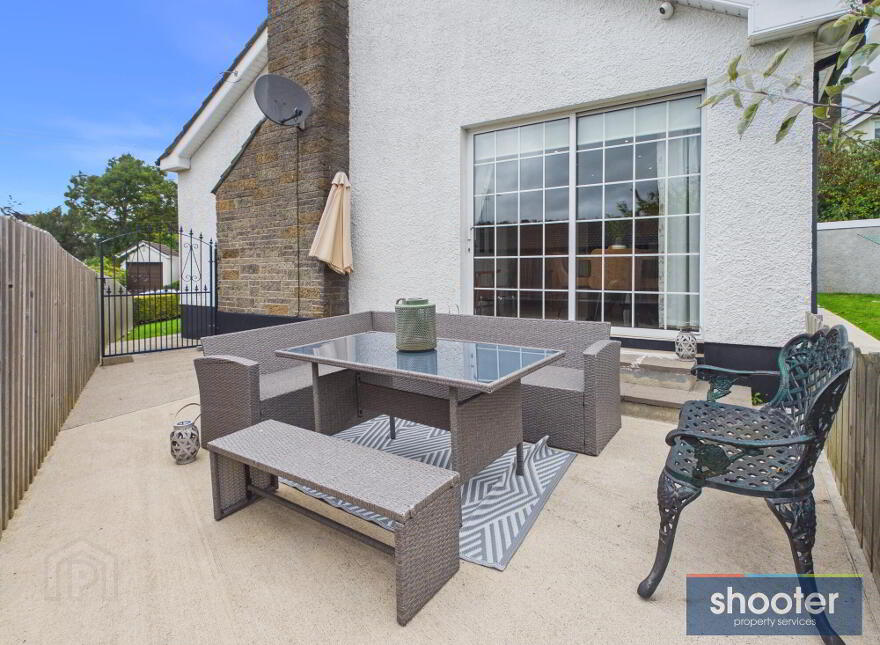 12a Warren Hill, Old Warrenpoint Road, Newry, BT34 2PH