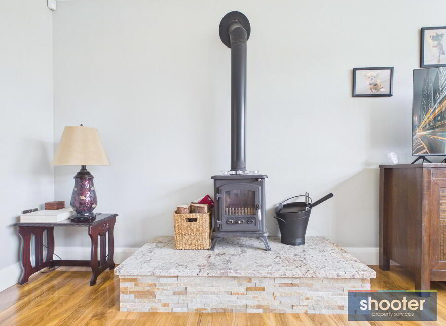 12a Warren Hill, Old Warrenpoint Road, Newry, BT34 2PH