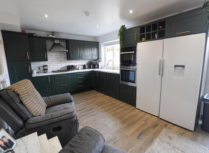 16 Hillview Avenue, Carrickfergus, BT38 8YP