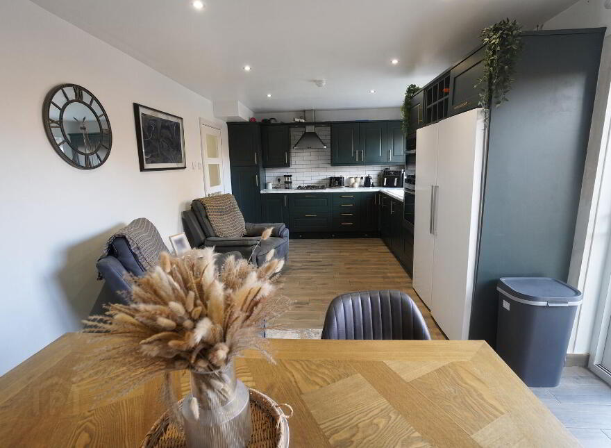 16 Hillview Avenue, Carrickfergus, BT38 8YP