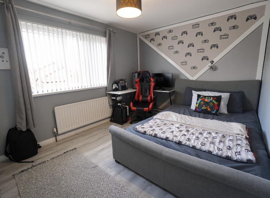 16 Hillview Avenue, Carrickfergus, BT38 8YP