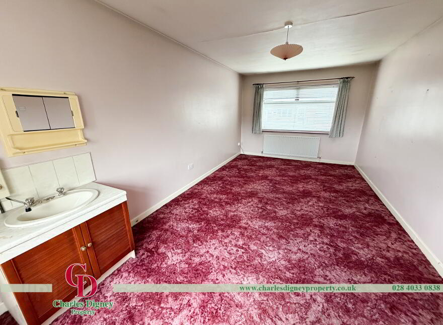20 Greenfield Park, Newry, BT34 2EN