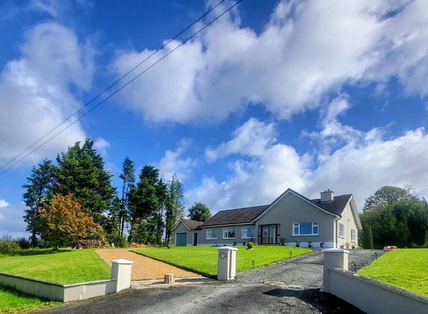 Aughalough Lake View, Aughavas, H12CH76