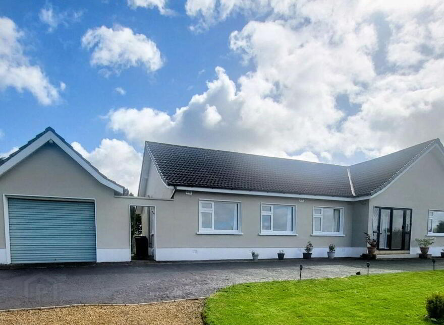 Aughalough Lake View, Aughavas, H12CH76