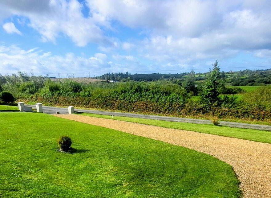 Aughalough Lake View, Aughavas, H12CH76