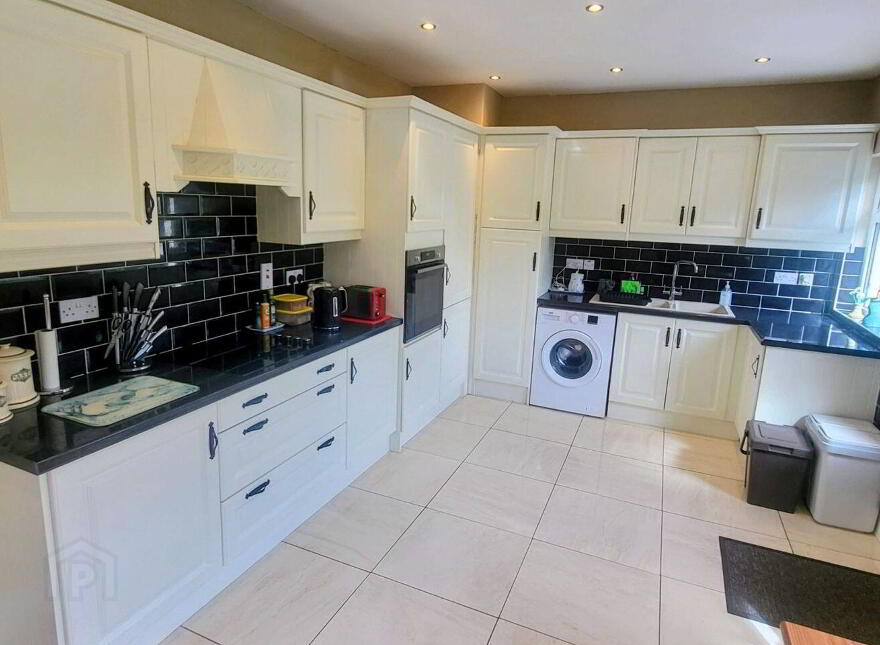 Aughalough Lake View, Aughavas, H12CH76