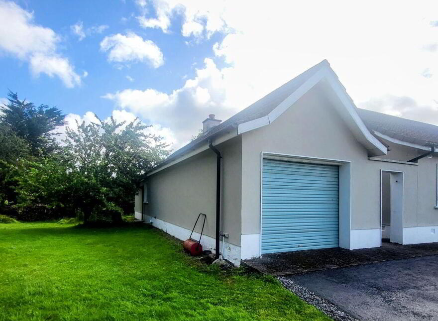 Aughalough Lake View, Aughavas, H12CH76