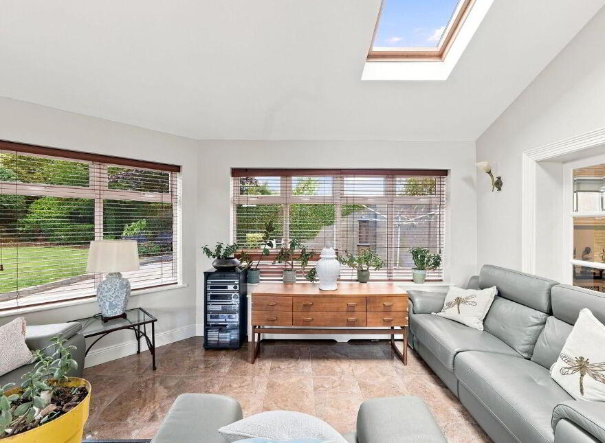 9 Church Crescent, Athy, R14HC96