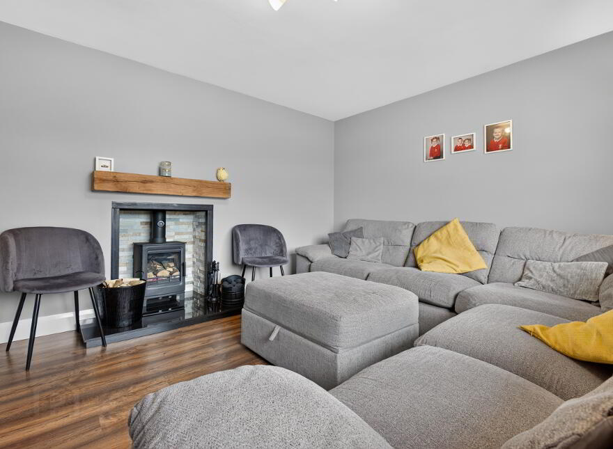 10 Castle Crescent, Castledawson, Magherafelt, BT45 8RR