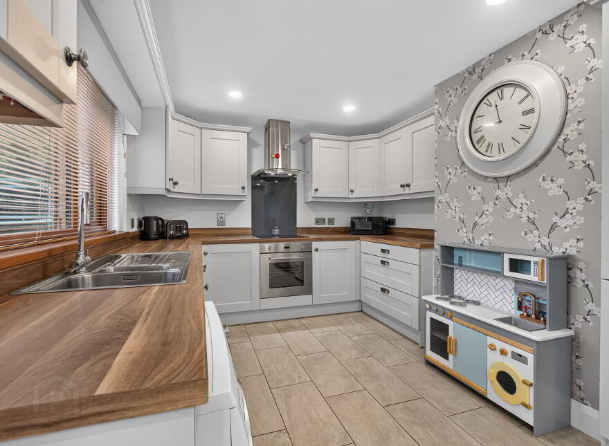 10 Castle Crescent, Castledawson, Magherafelt, BT45 8RR