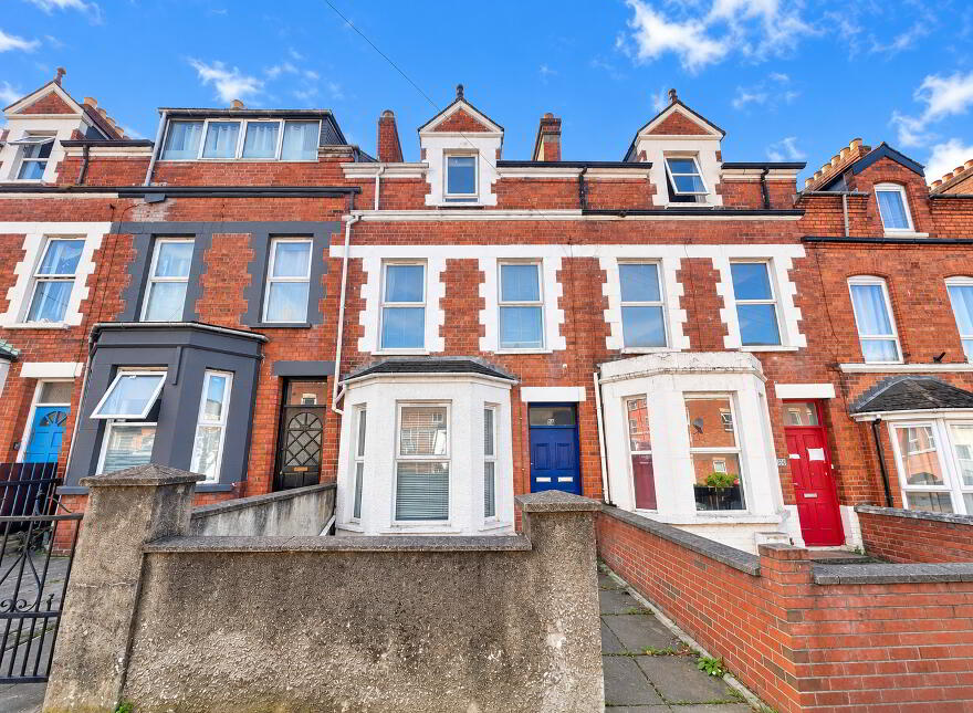 2, 58 Tates Avenue, Lisburn Road, Belfast, BT9 7BY