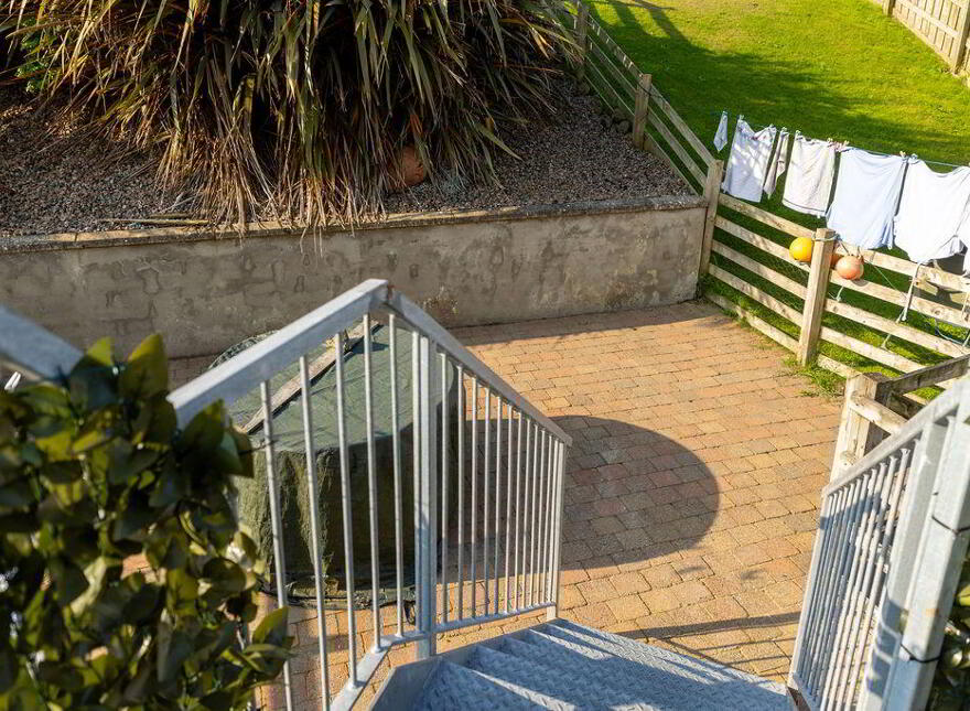 4 Ailsa Terrace, Portrush, BT56 8GE