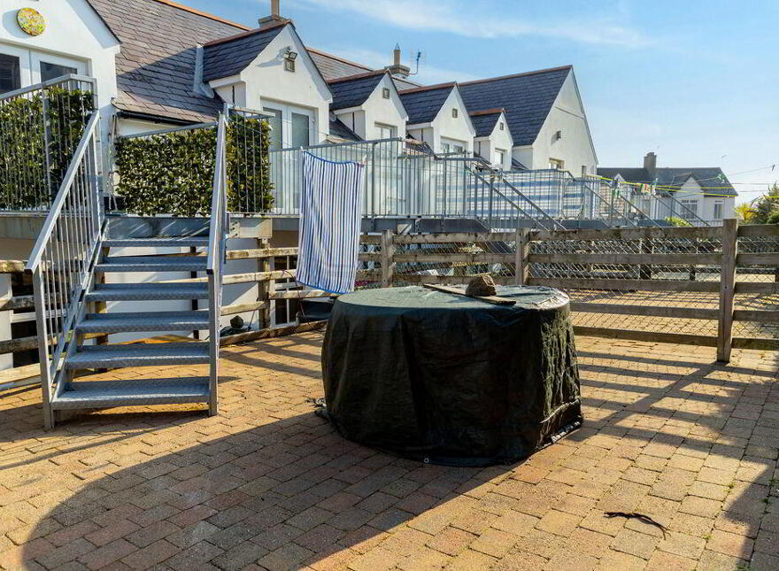 4 Ailsa Terrace, Portrush, BT56 8GE