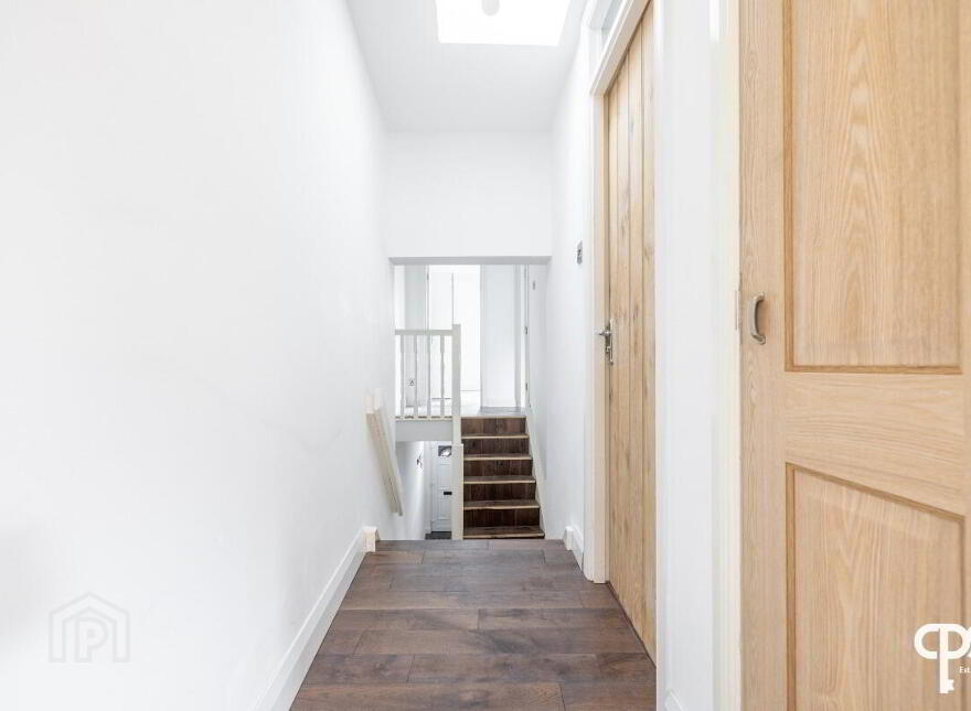 21 Malone Place, Belfast, BT12 5FD