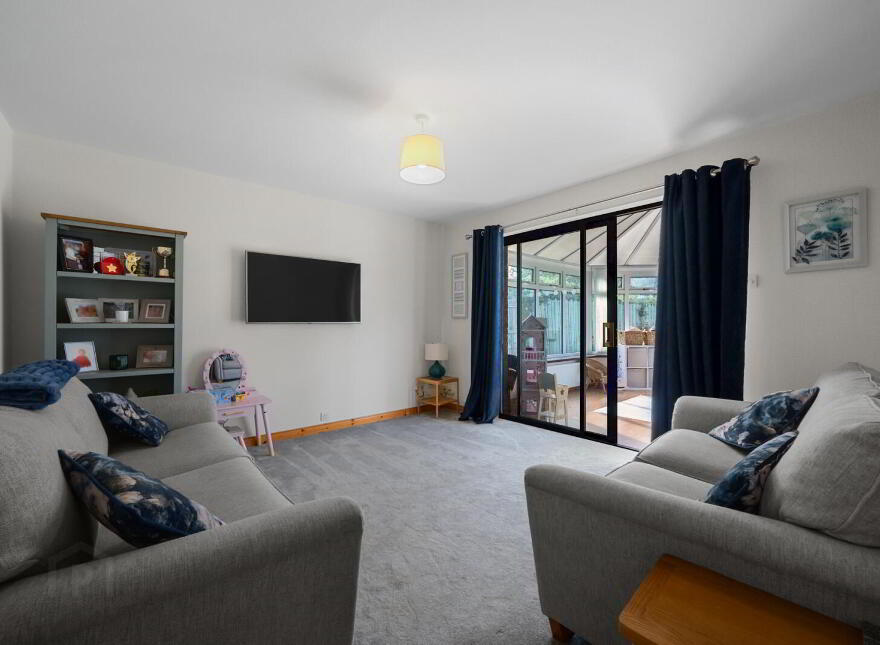 24 Aldergrange Park, Newtownards, BT23 4FZ