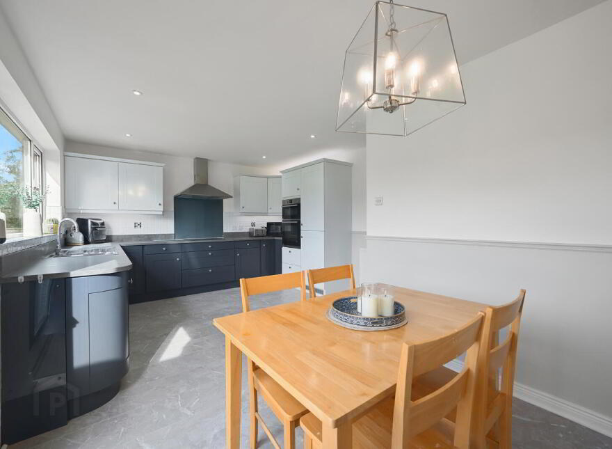 24 Aldergrange Park, Newtownards, BT23 4FZ