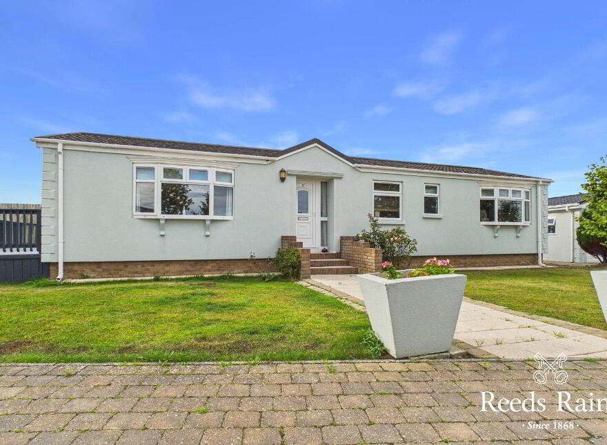 30 Kingfisher Way, Ballyhalbert, Newtownards, BT22 1BB