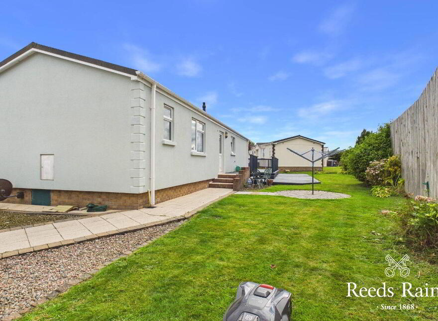 30 Kingfisher Way, Ballyhalbert, Newtownards, BT22 1BB
