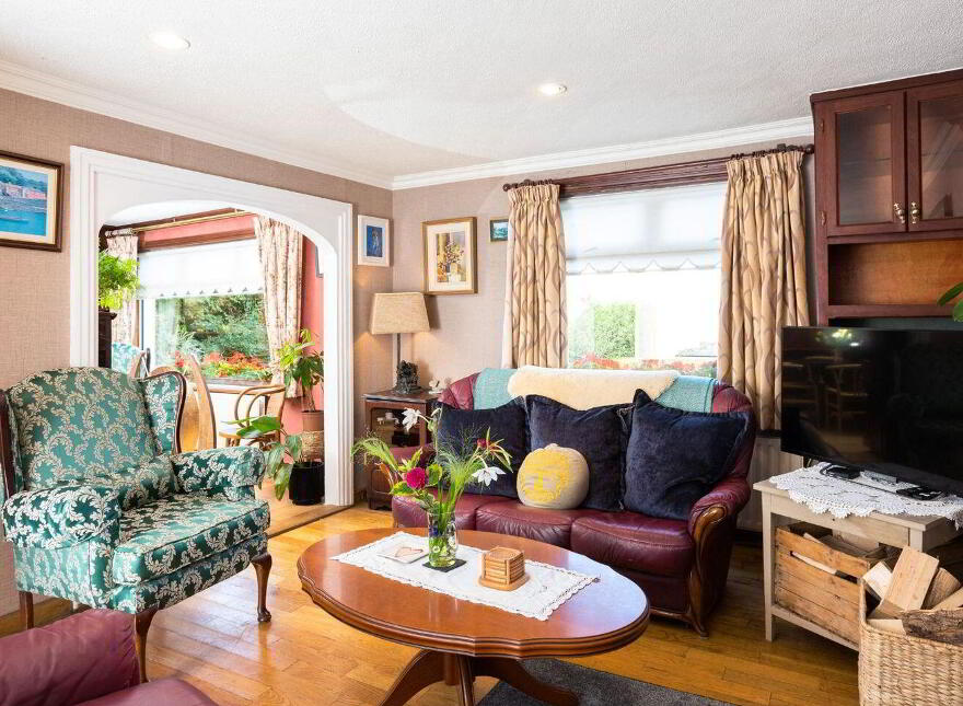 Drombeg, Glandore, P81WY80