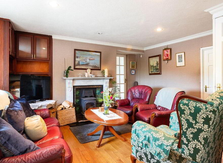 Drombeg, Glandore, P81WY80