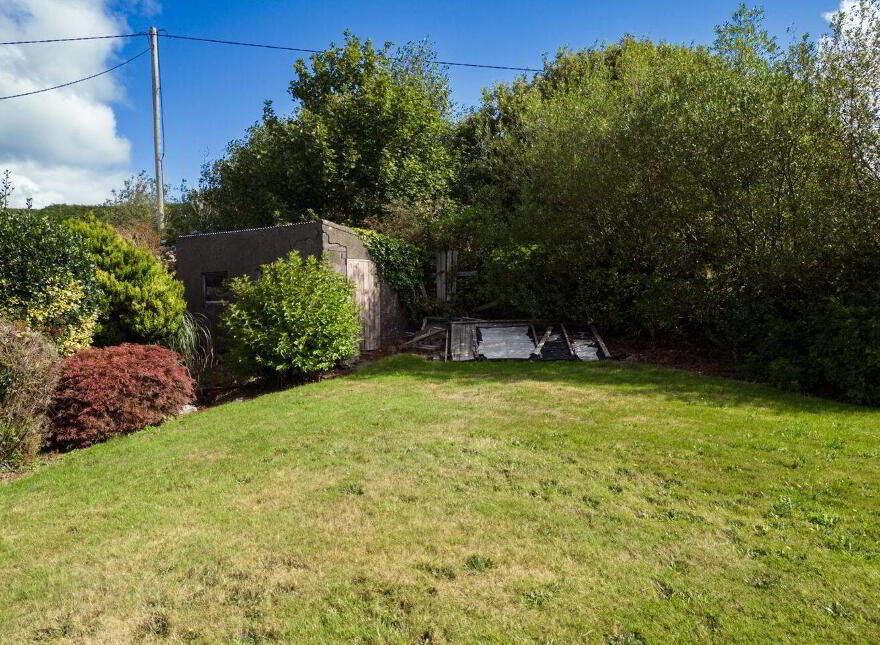 Drombeg, Glandore, P81WY80