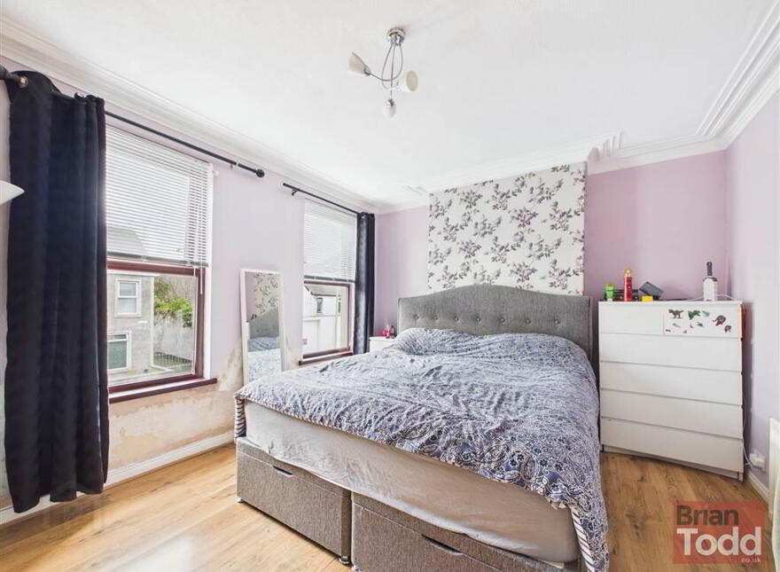 Bay Road, Larne, BT40 1DE
