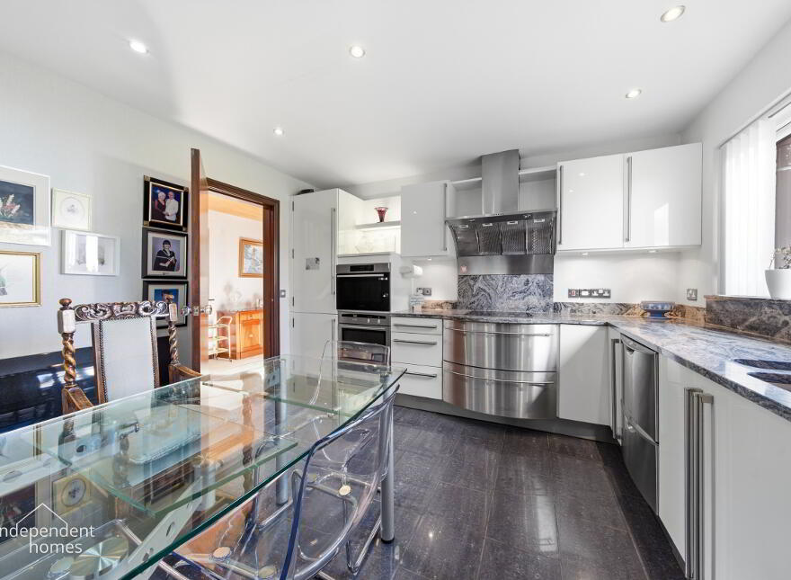 134a The Roddens, Larne, BT40 1PN
