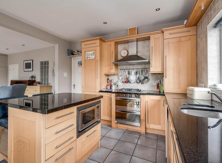 9 Stranmillis Reach, Belfast, BT7 1QZ