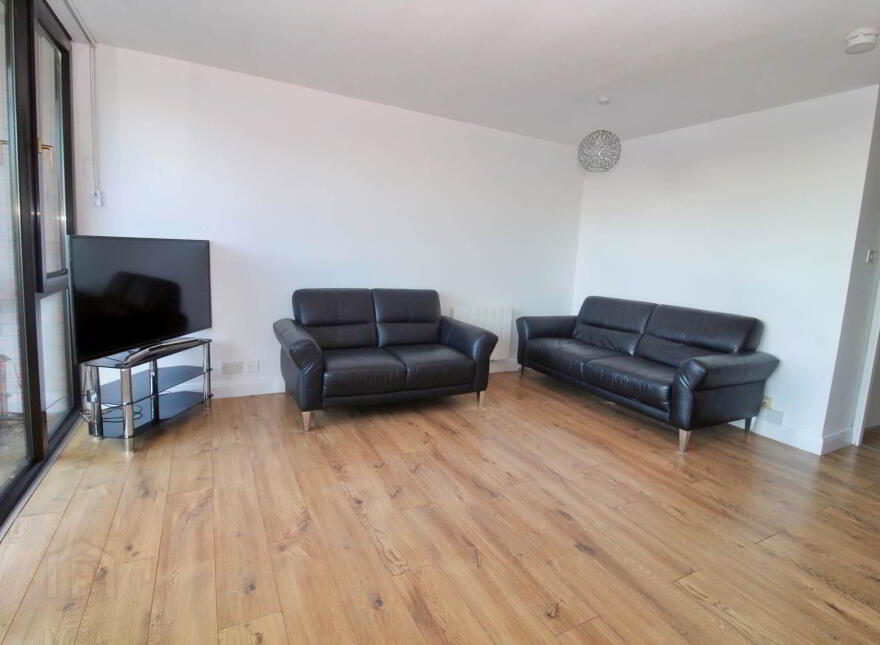 5 The Bay, Seacliff Road, Bangor, BT20 5HD