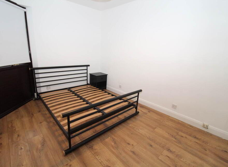 5 The Bay, Seacliff Road, Bangor, BT20 5HD