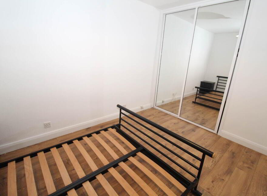 5 The Bay, Seacliff Road, Bangor, BT20 5HD