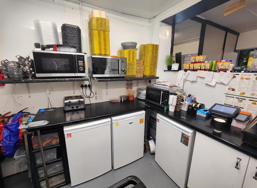 299 Shankill Road, Belfast, BT13 1FT