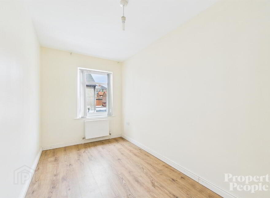 10b Glandore Avenue, Belfast, BT15 3FB