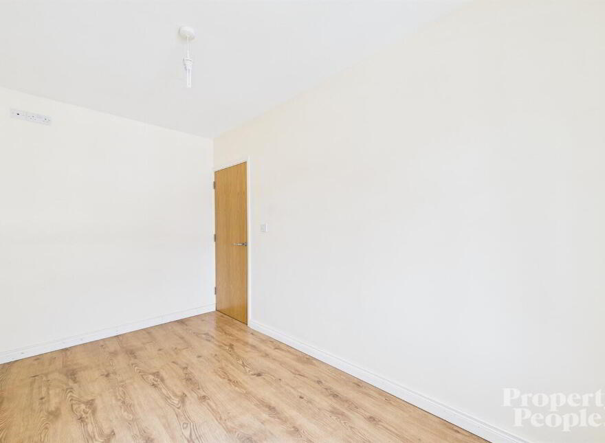 10b Glandore Avenue, Belfast, BT15 3FB